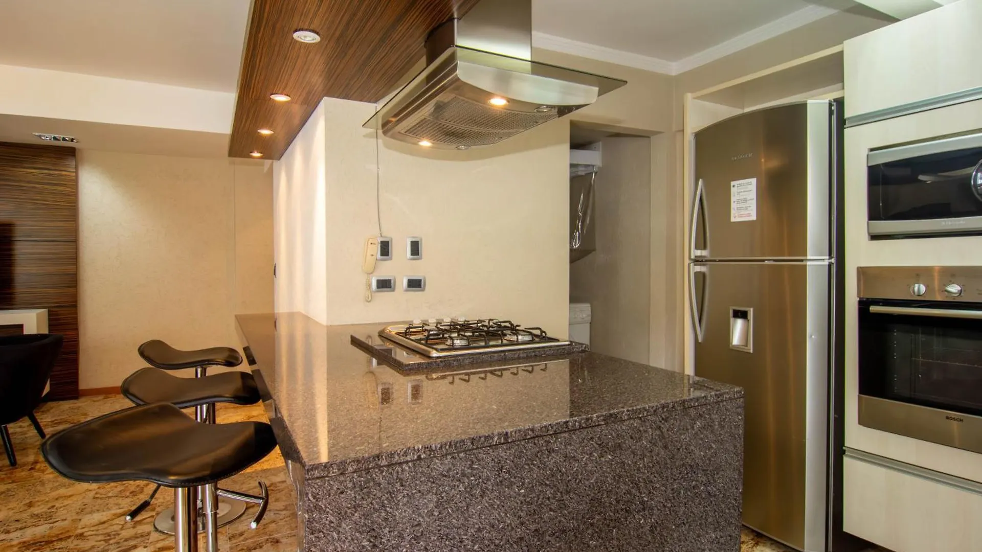 Em Frente A Praia Em Balneario, 6 Hospedes Vu3572 Balneario Camboriu